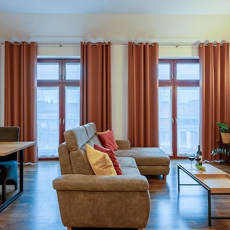 Historic Market Square Suite -140M2 Grand Residence As Home Apartamenty R504 วรอตซวาฟ ภายนอก รูปภาพ